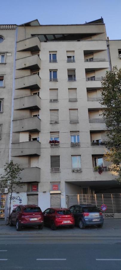 Luka 1718 Apartments Belgrad Exteriör bild